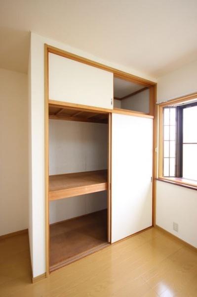 恩間住宅