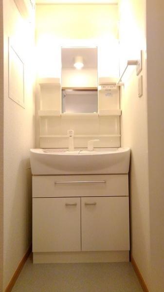 春日部市備後東８丁目のアパート