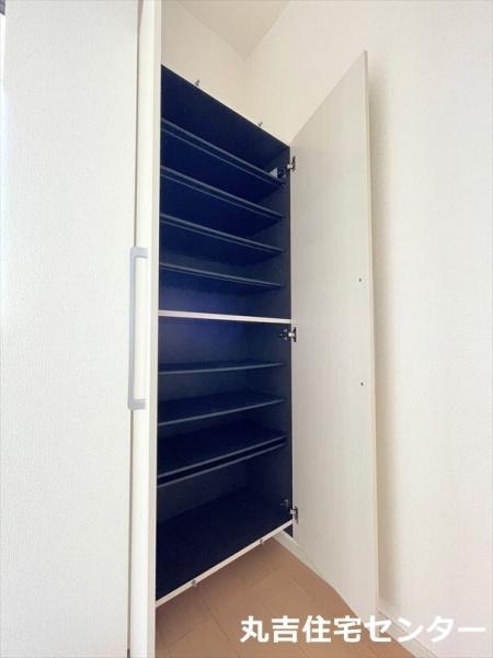 ランドロードU　E棟