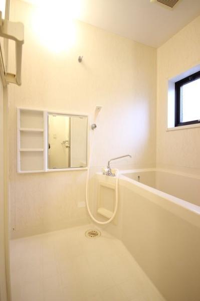 ロイヤルハイツウエハラＢ