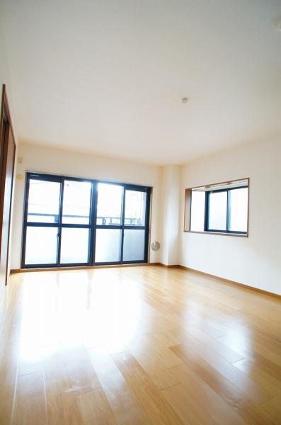 越谷市大字袋山のマンション