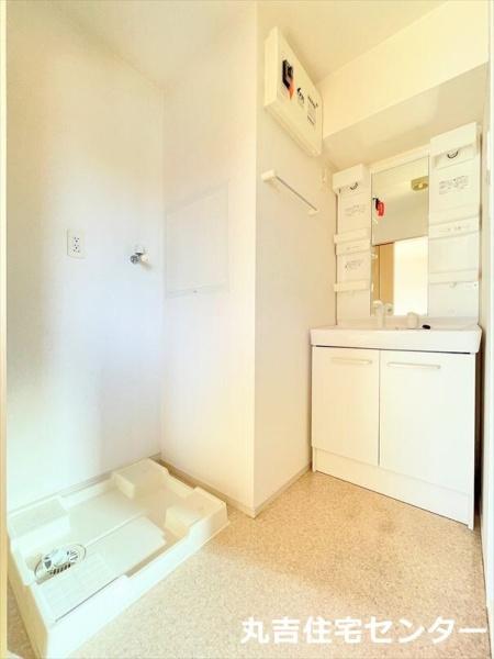 ランドロードU　E棟