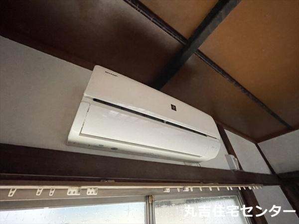 恩間新田貸家