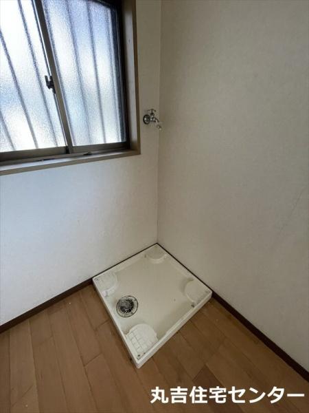 恩間新田貸家