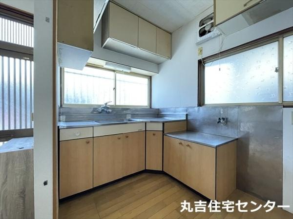 恩間新田貸家