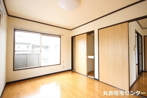 ライフタウニーＡ街区4号棟