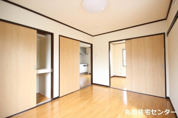 ライフタウニーＡ街区4号棟