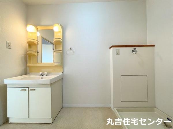 グランシャリオ千間台