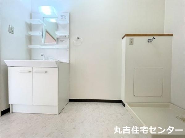 グランシャリオ千間台