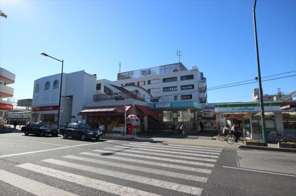ボールド・ロー(せんげん台駅　東口)