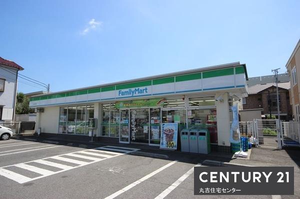 クオリスタ(ファミリーマート　春日部大場店)