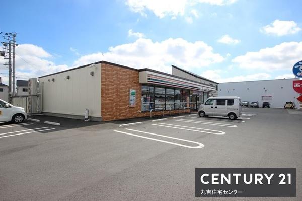 ヒルズガーデン(セブンイレブン　越谷西大袋店)