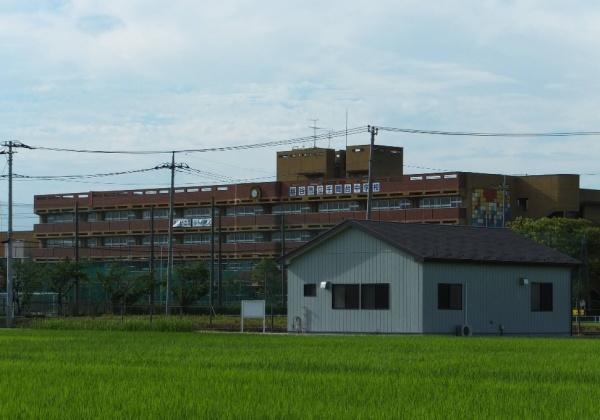 ヒルズガーデン(越谷市立千間台中学校)