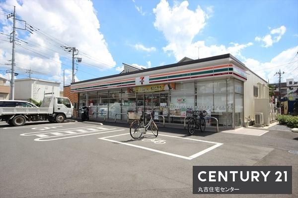 メゾンヨシコーＢ(セブンイレブン　武里駅東口店)