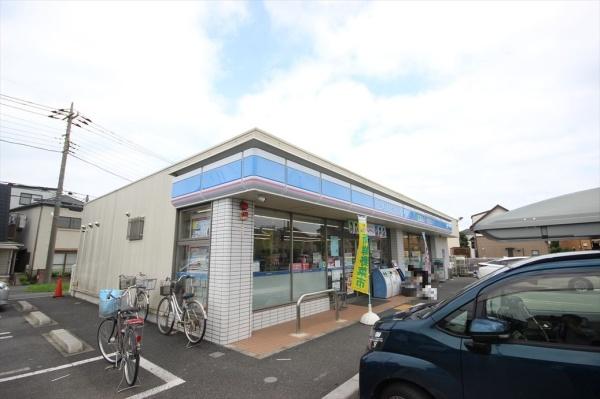 ビューパレスＡ(ローソン越谷下間久里仲田店)