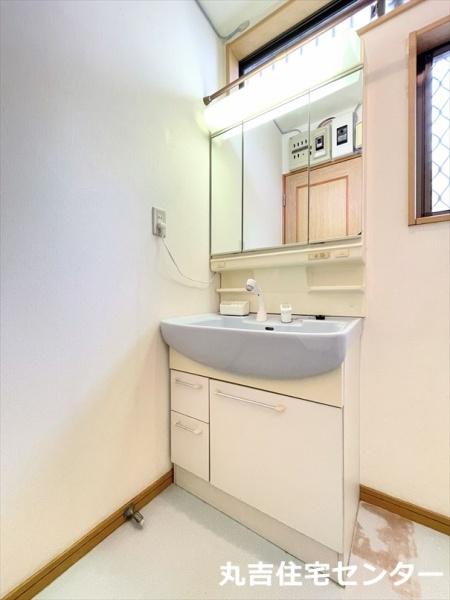 恩間住宅