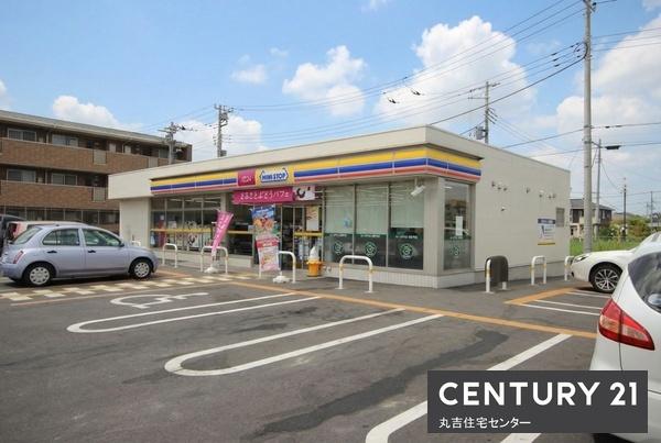 グランシエル(ミニストップ　越谷大道店)