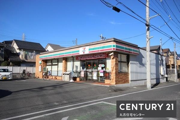 グレイスメゾン(セブンイレブン　越谷大里店)