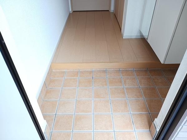春日部市豊町２丁目のアパート