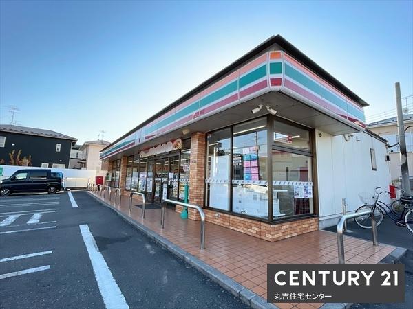 Ｌｉｌａｓ　Ｂｅａｕｔｅ(セブンイレブン　春日部南2丁目店)