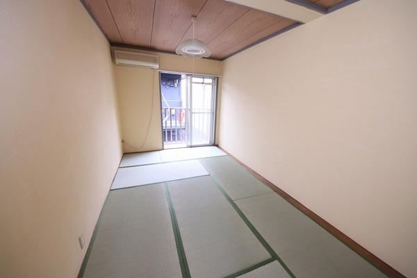 小金原ハイム1号棟