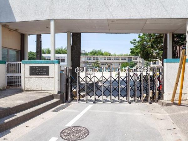 松戸市東平賀のマンション(松戸市立小金小学校)