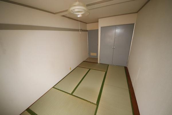 小金原ハイム2号棟