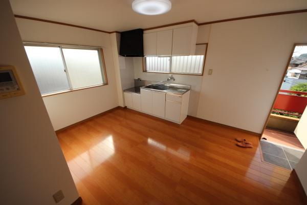 マンション西川端