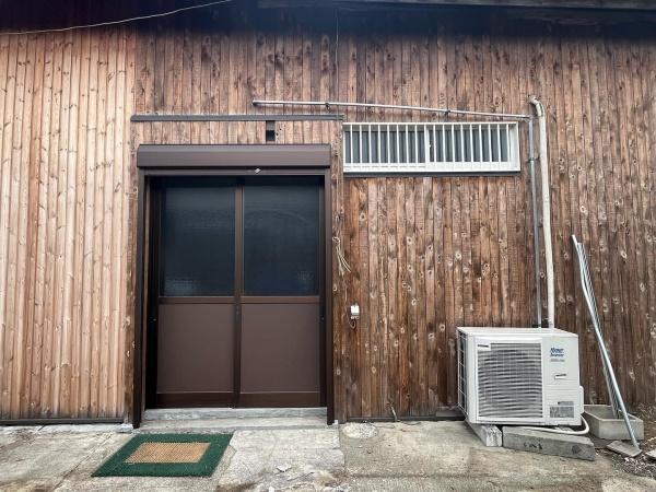 株式会社山良材木店倉庫