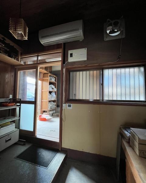 株式会社山良材木店倉庫