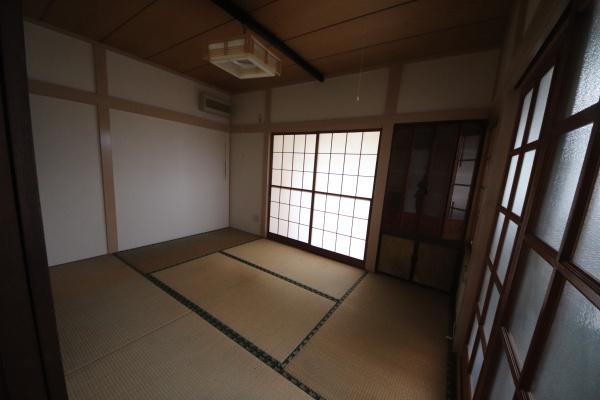 松戸市西馬橋４丁目の貸家