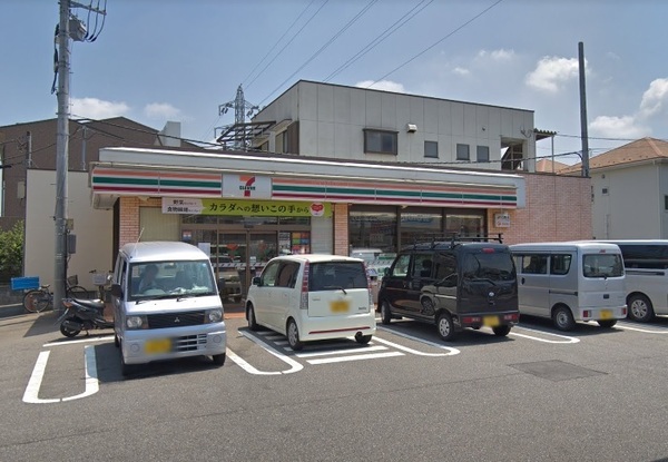 ベレガンス柏Ⅱ(セブンイレブン南柏豊四季店)