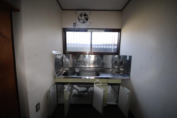 松戸市小金原７丁目の店舗（建物一部）