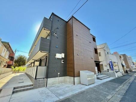 松戸市新松戸３丁目のアパート