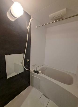 松戸市新松戸３丁目のアパート
