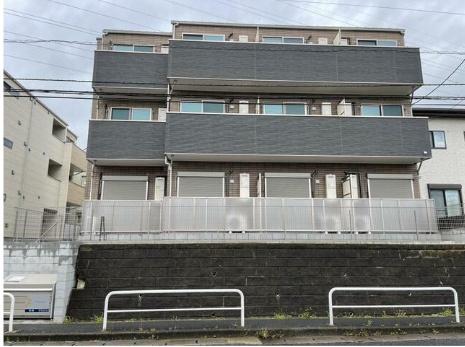 松戸市新松戸北２丁目のアパート