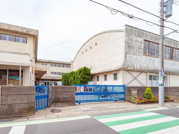 松戸市西馬橋相川町のアパート(松戸市立馬橋小学校)