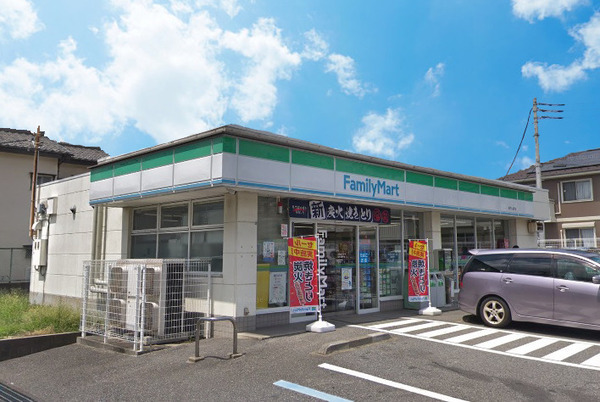 中金杉川井邸(ファミリーマート松戸大金平店)