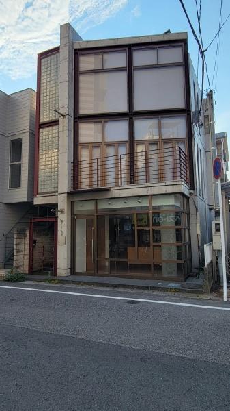 あるぶるビル