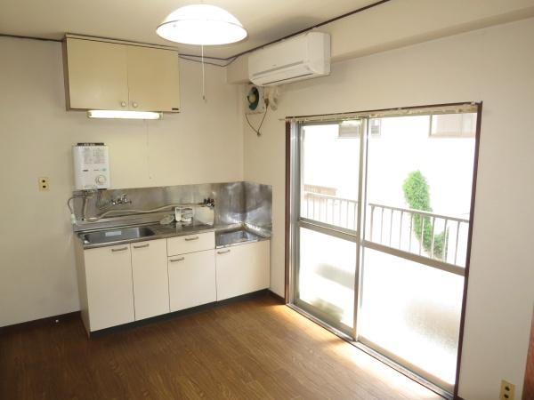 依田マンション