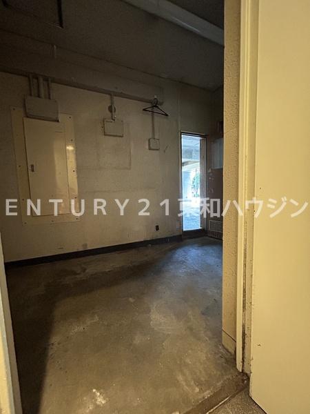 市川市行徳駅前４丁目の店舗・事務所