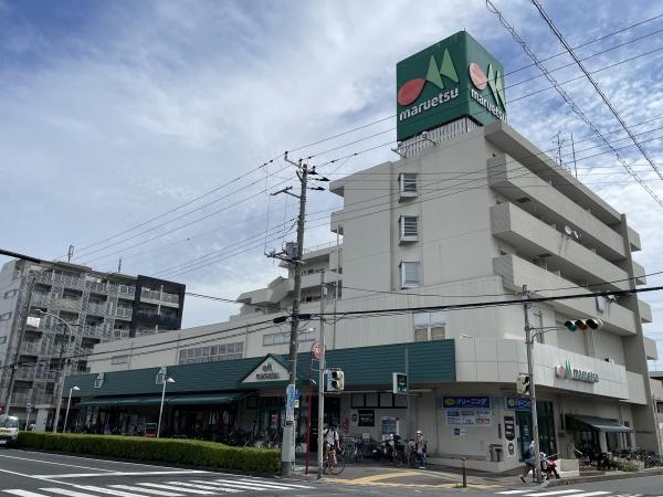 浦安市富士見5丁目のアパート(マルエツ浦安店)