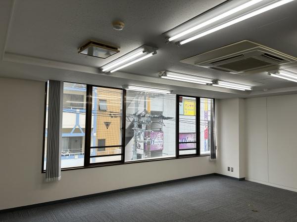 トシビル