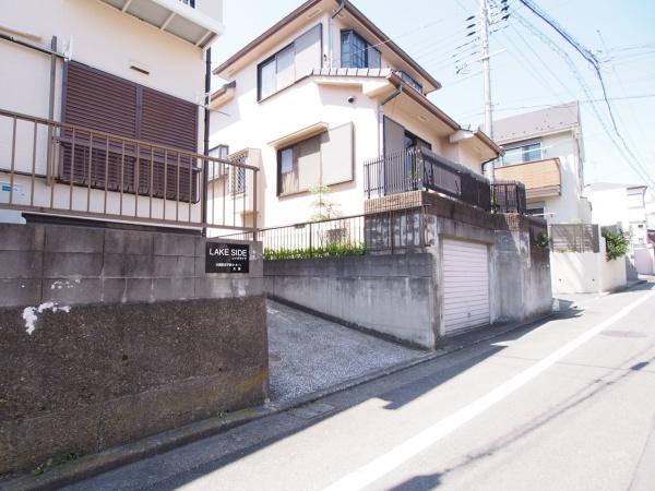 レイクサイド
