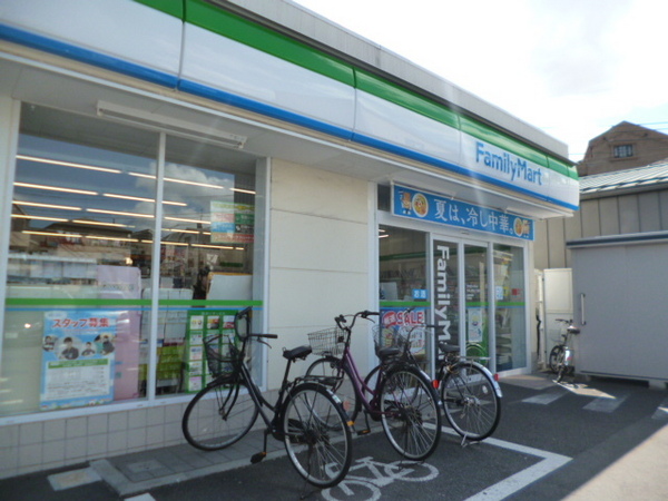 大田区上池台5丁目のマンション(ファミリーマート大田上池台三丁目店)