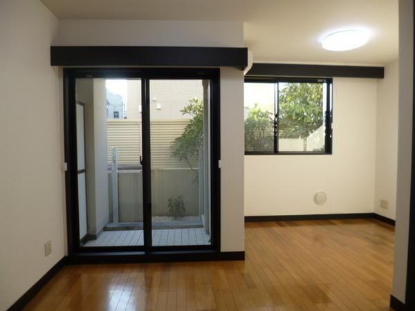 スフィア自由が丘(リビング)