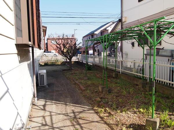 横浜市青葉区荏田西３丁目の貸家
