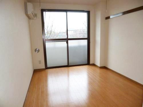 プラドマンション