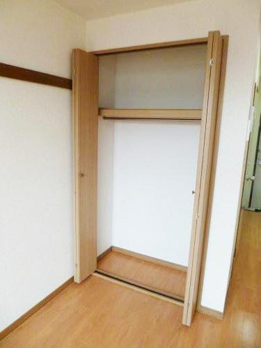 プラドマンション