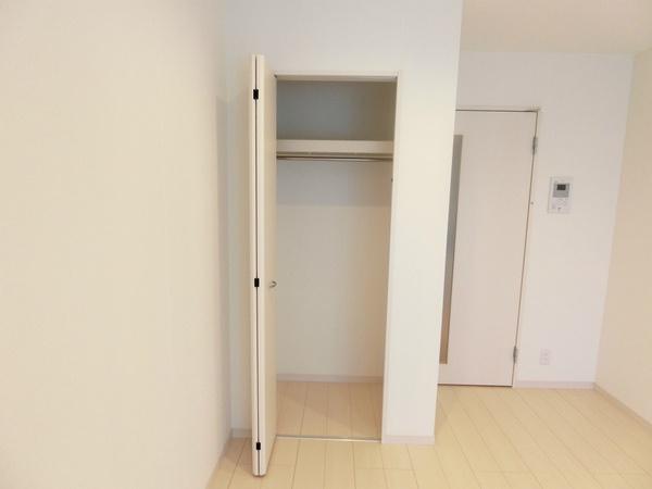 リブリ・Y's諏訪町